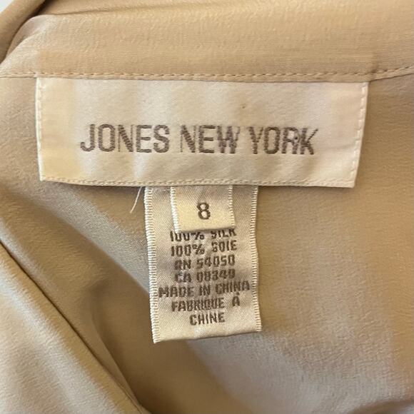 VTG Jones New York 100% Silk Sheer Blouse 8 Ivory Old Money Elegant Minimalist - Picture 7 of 8